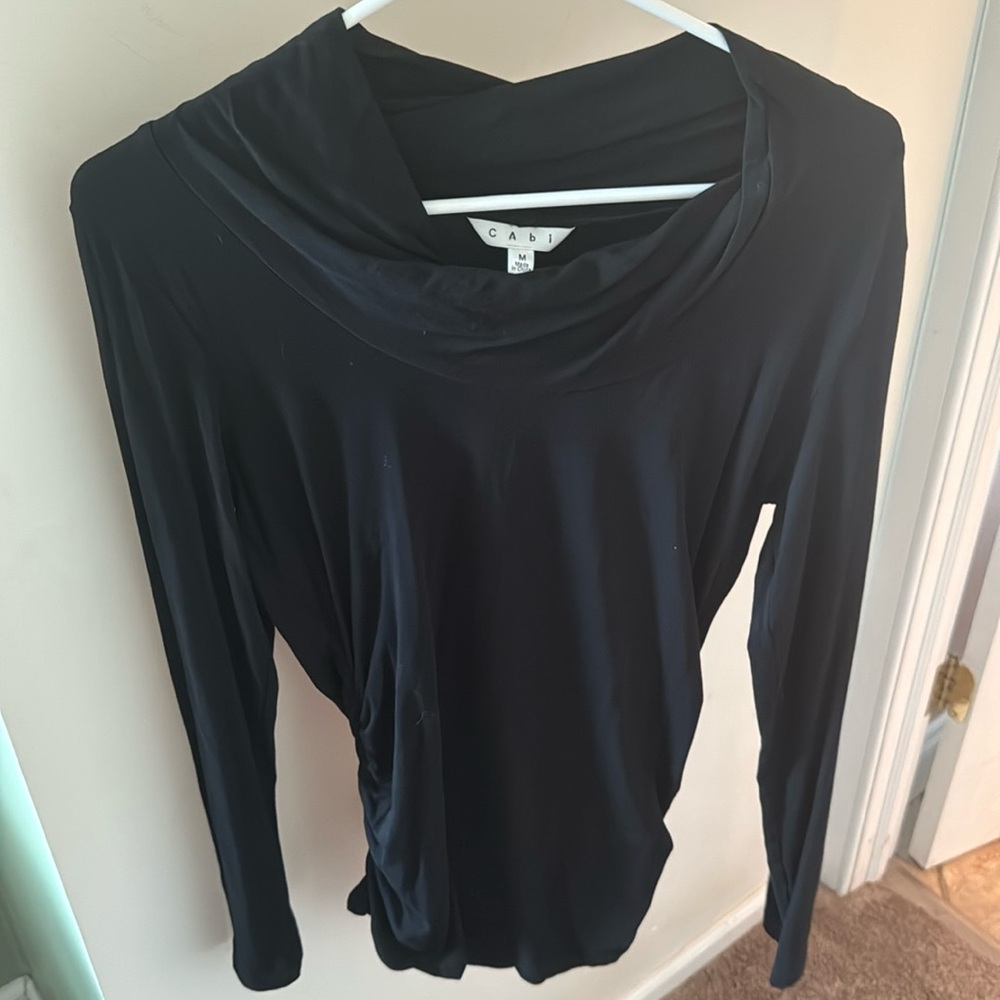 CAbi shirt size medium